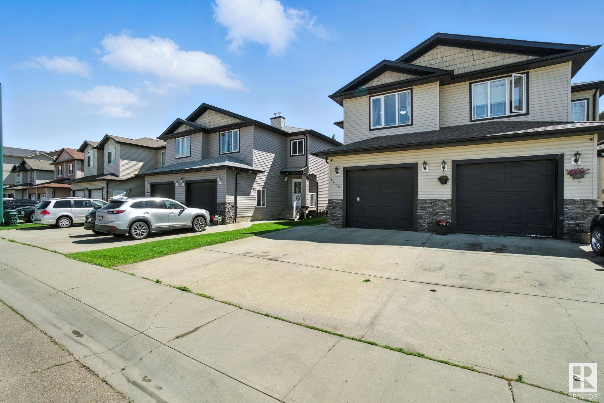 Edmonton, AB T5Y 0H5,5119 164 AV NW