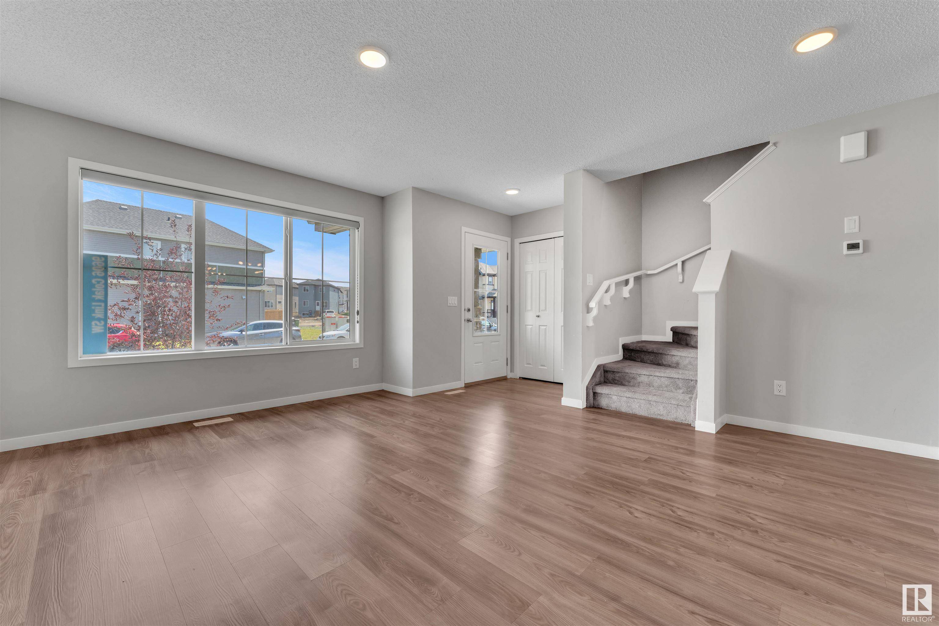 Edmonton, AB T6W 5B6,9606 COLAK LINK LI SW