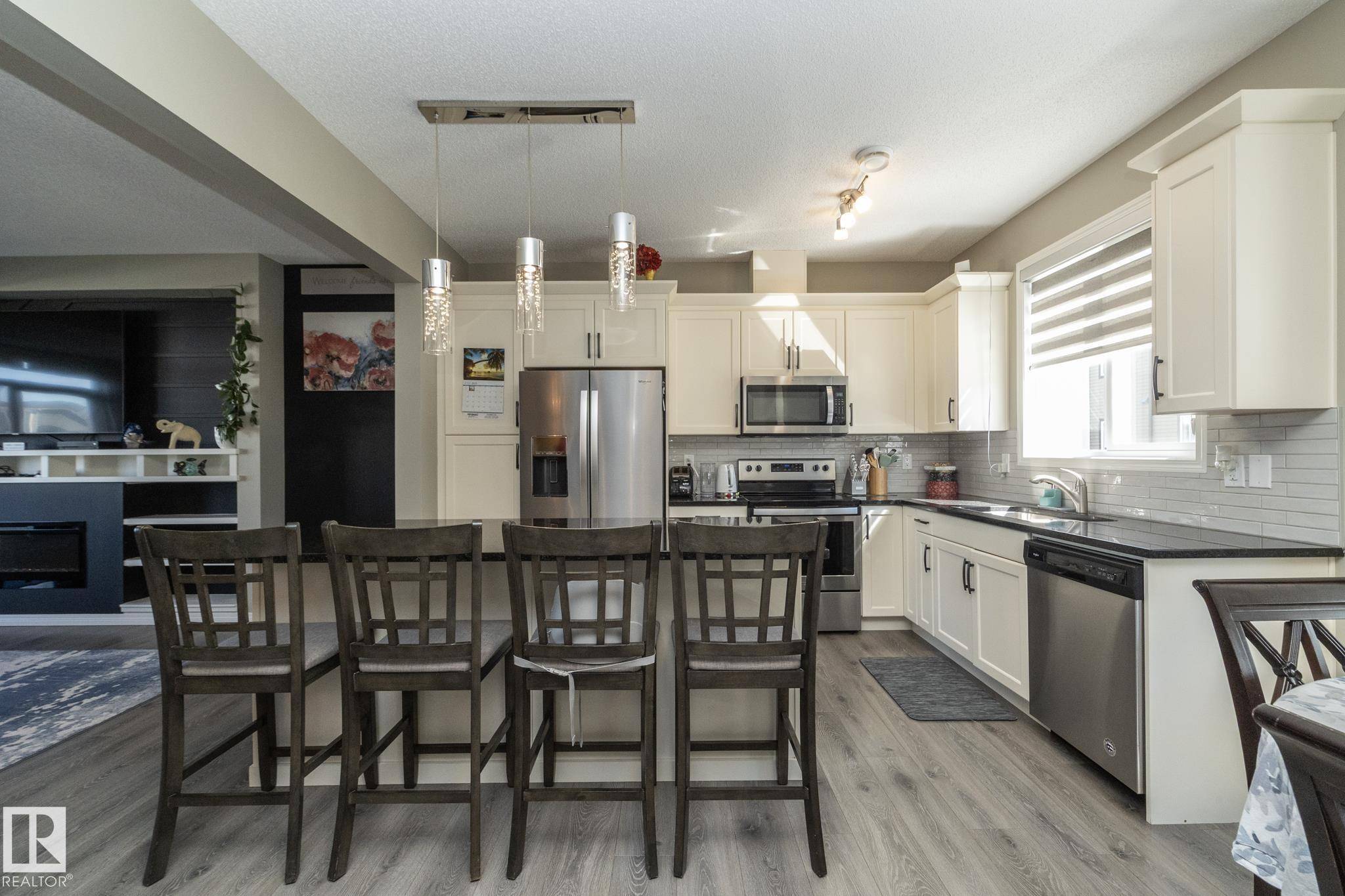 Edmonton, AB T5Z 0R1,#20 16903 68 ST NW