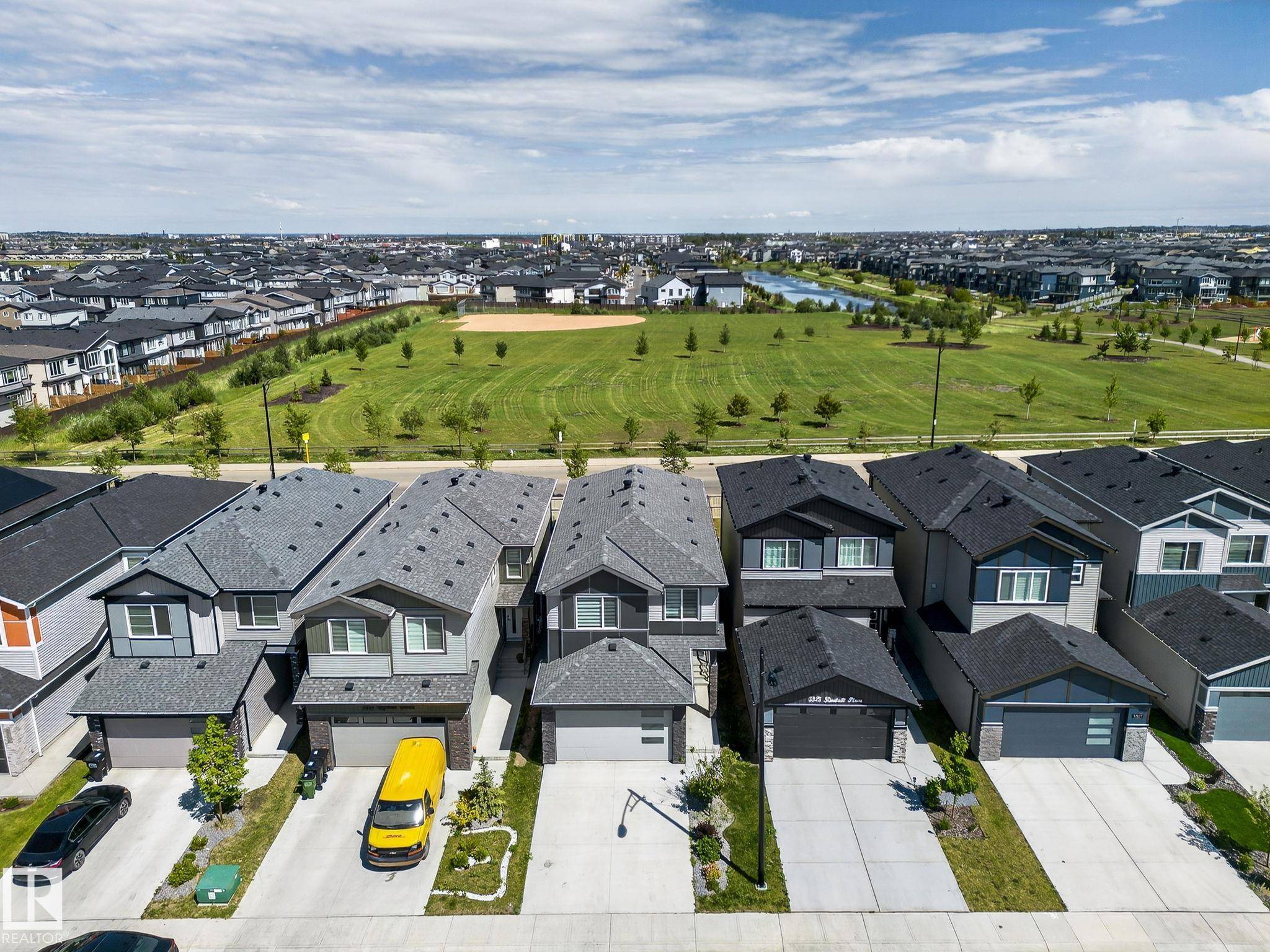Edmonton, AB T6W 5E6,5323 KIMBALL PL SW