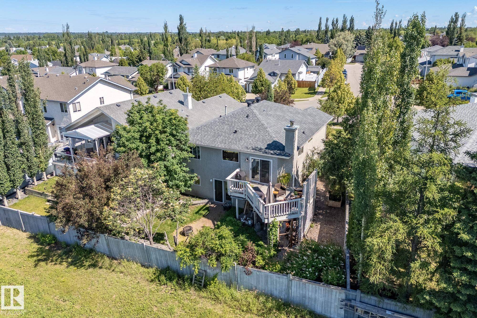 St. Albert, AB T8N 6K1,18 HARCOURT CR