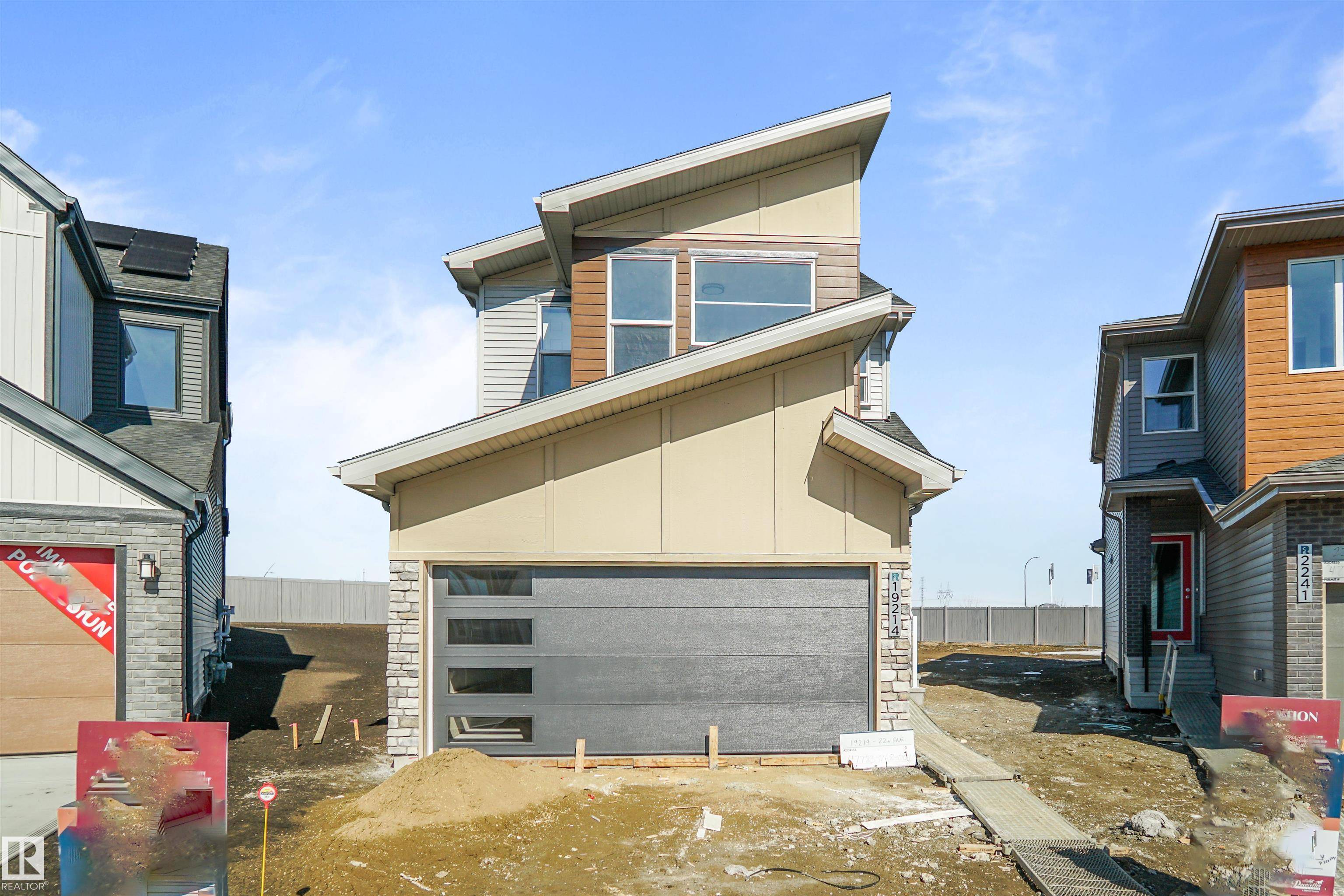 Edmonton, AB T5Y 4B7,17631 46 ST NW