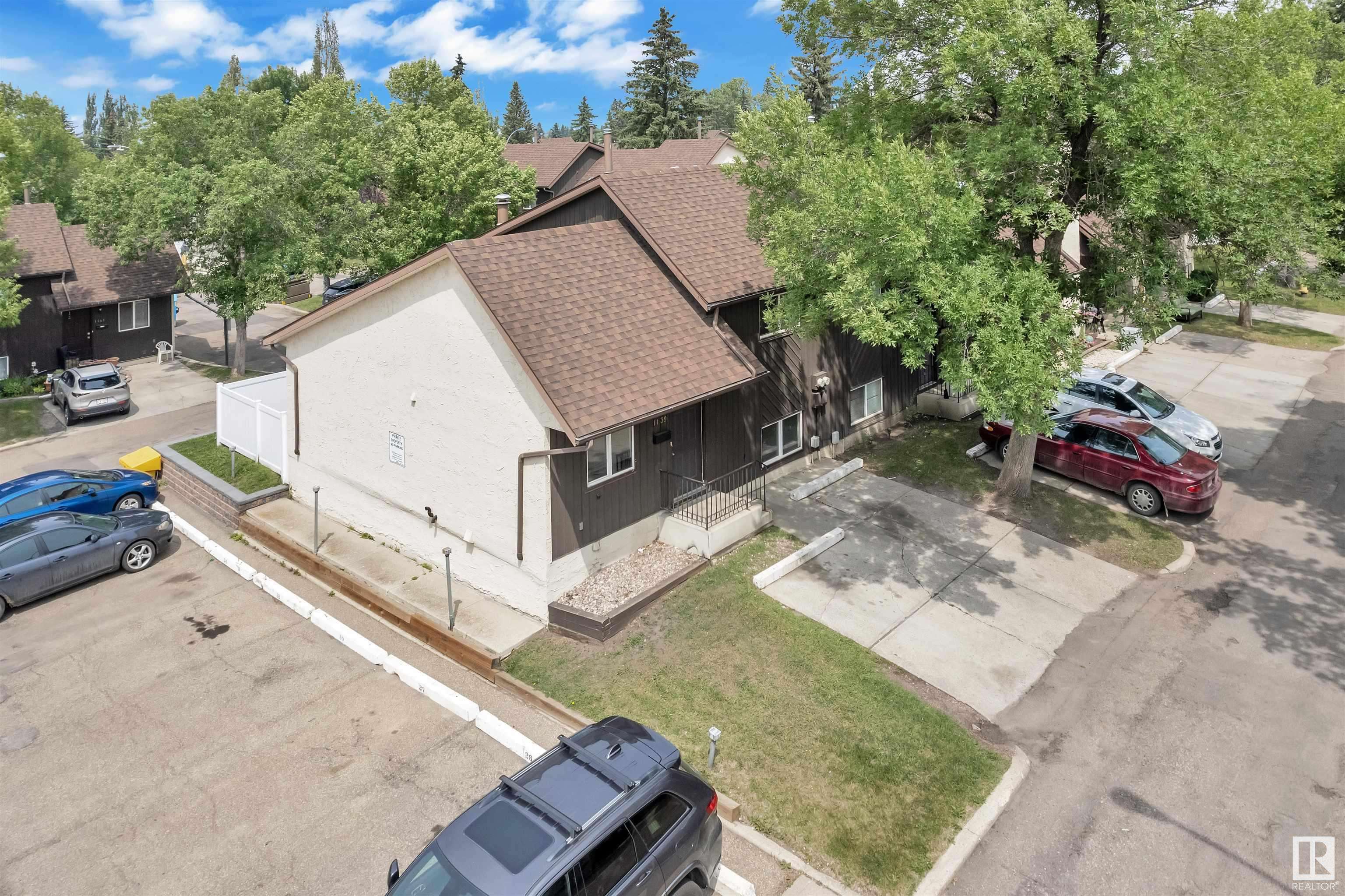 Edmonton, AB T6L 2H7,1139 62 Street NW NW