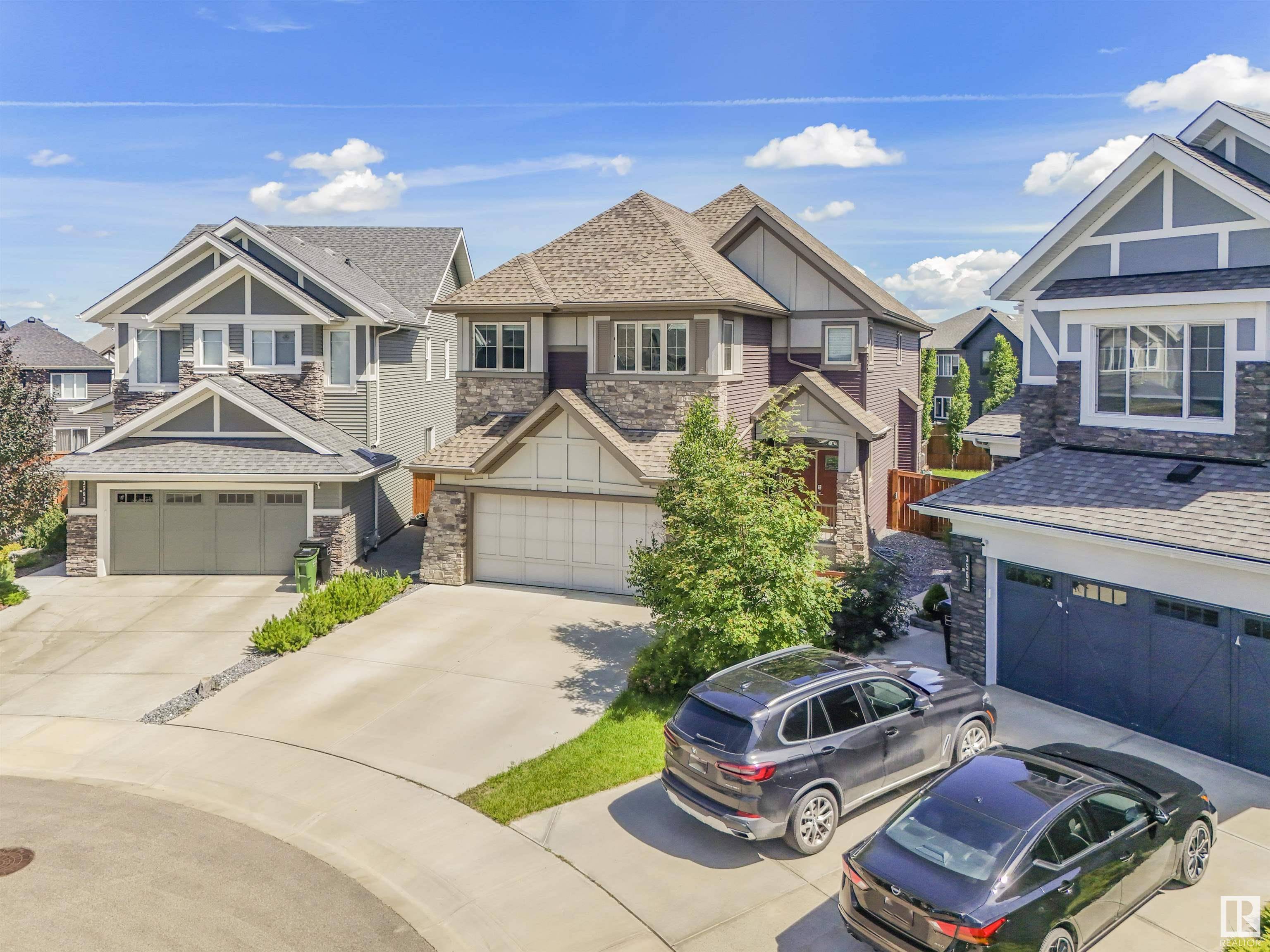 Edmonton, AB T6W 3W9,3565 KESWICK BV SW