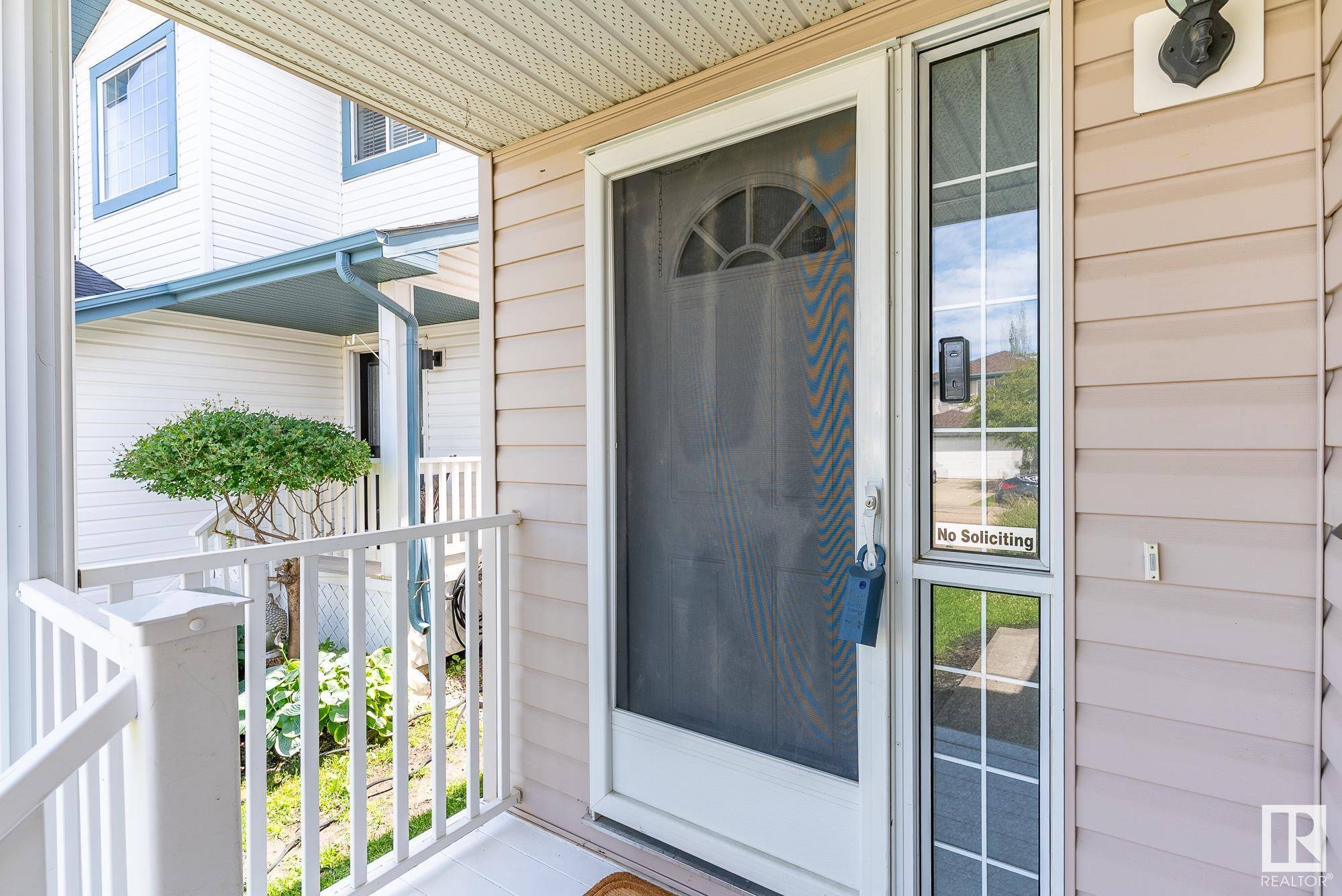 Edmonton, AB T6T 1M6,168 WARD CR NW