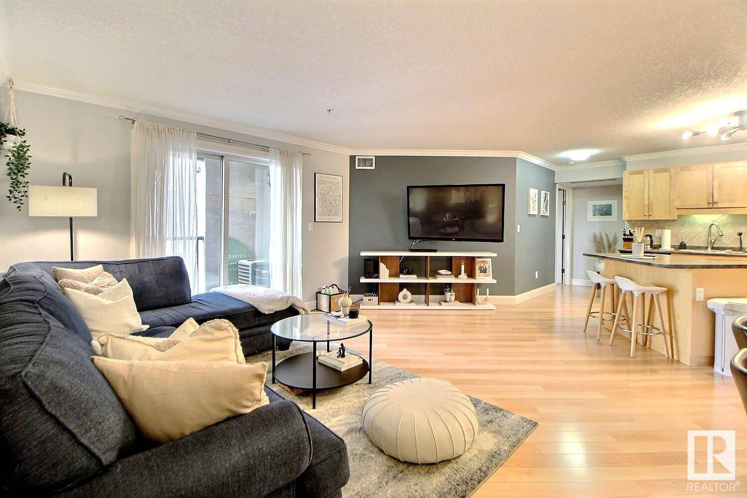 Edmonton, AB T5X 0B4,#301 14612 125 ST NW