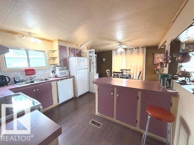 Edmonton, AB T5X 4M7,#73 12604 153 Avenue NW