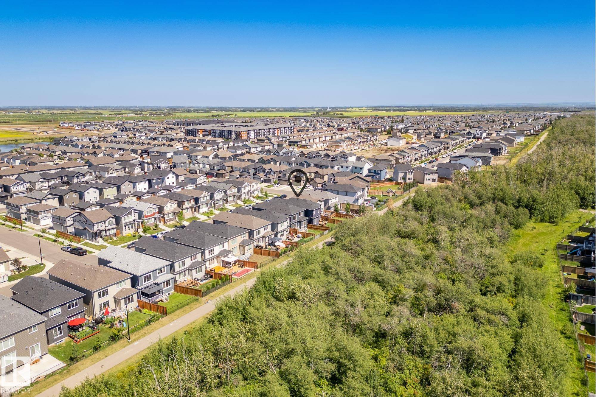 Edmonton, AB T5Y 4A8,6419 175 AV NW