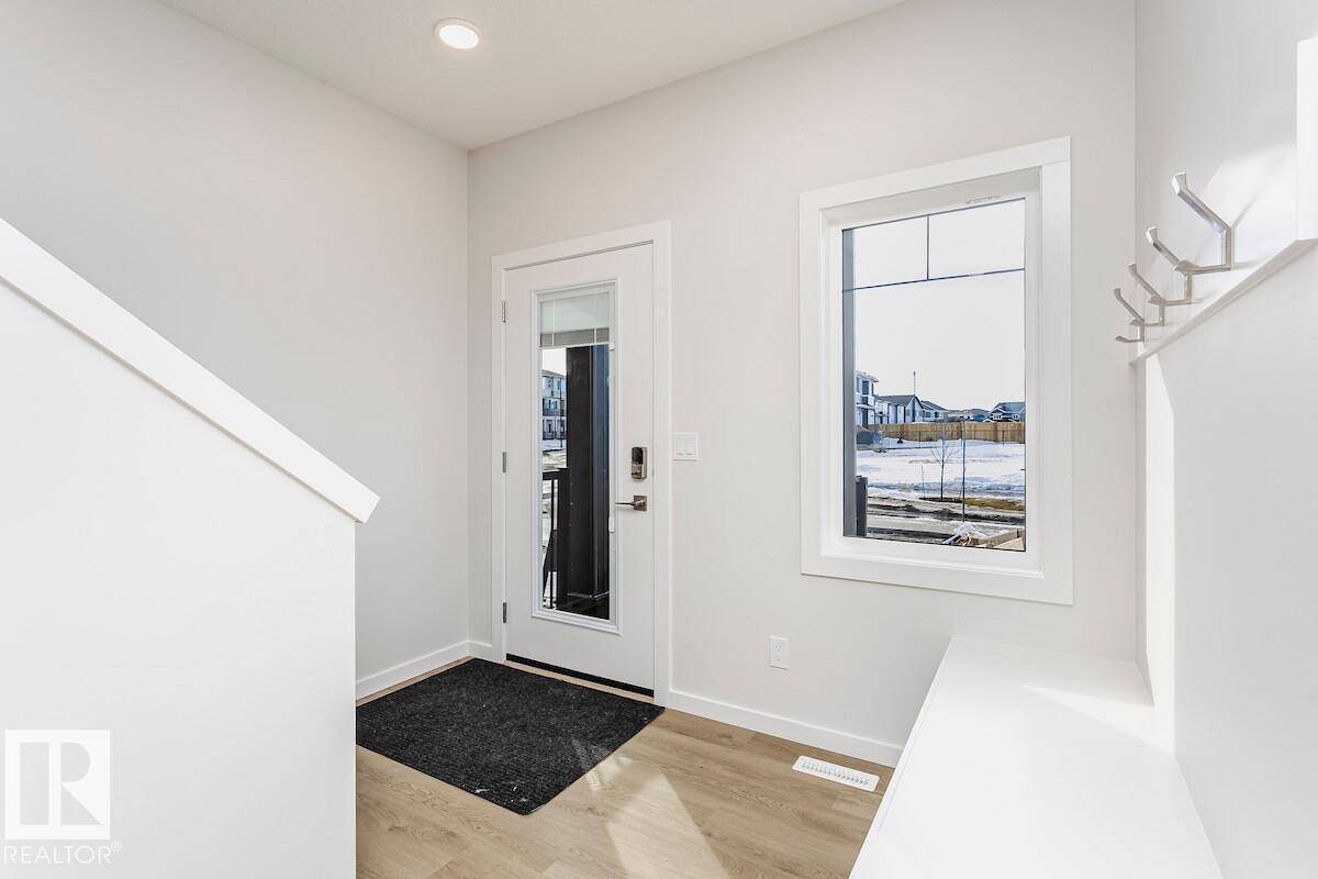 Sherwood Park, AB T8H 3B7,707 Cambrian BV