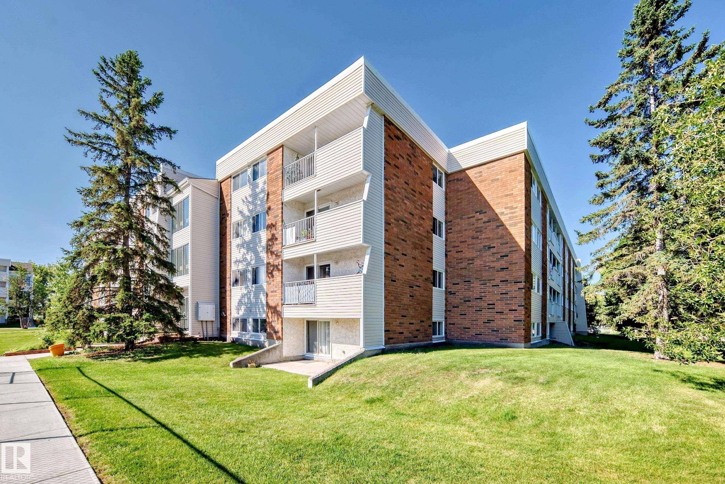 Edmonton, AB T6J 3V6,#9 11255 31 AV NW