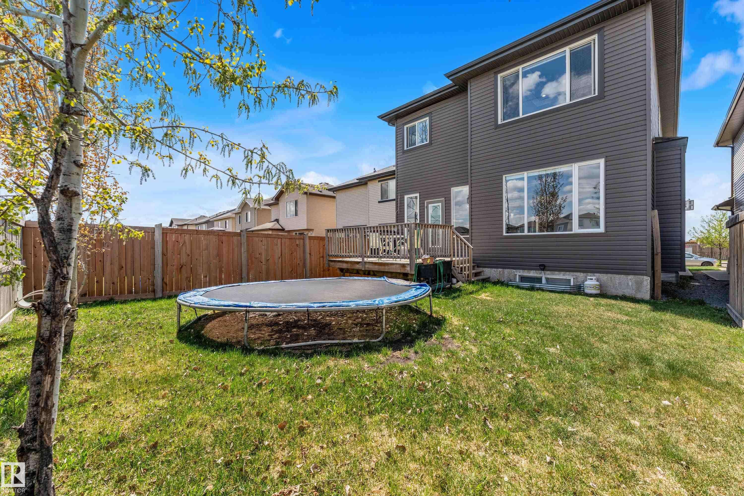 Edmonton, AB T6T 0Z6,1743 28 ST NW