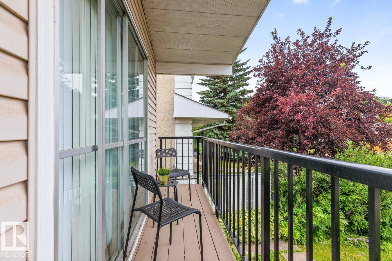 Edmonton, AB T6C 1S2,8735 92 AV NW