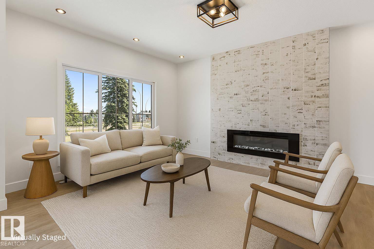 Edmonton, AB T6C 2G5,7908 75 ST NW