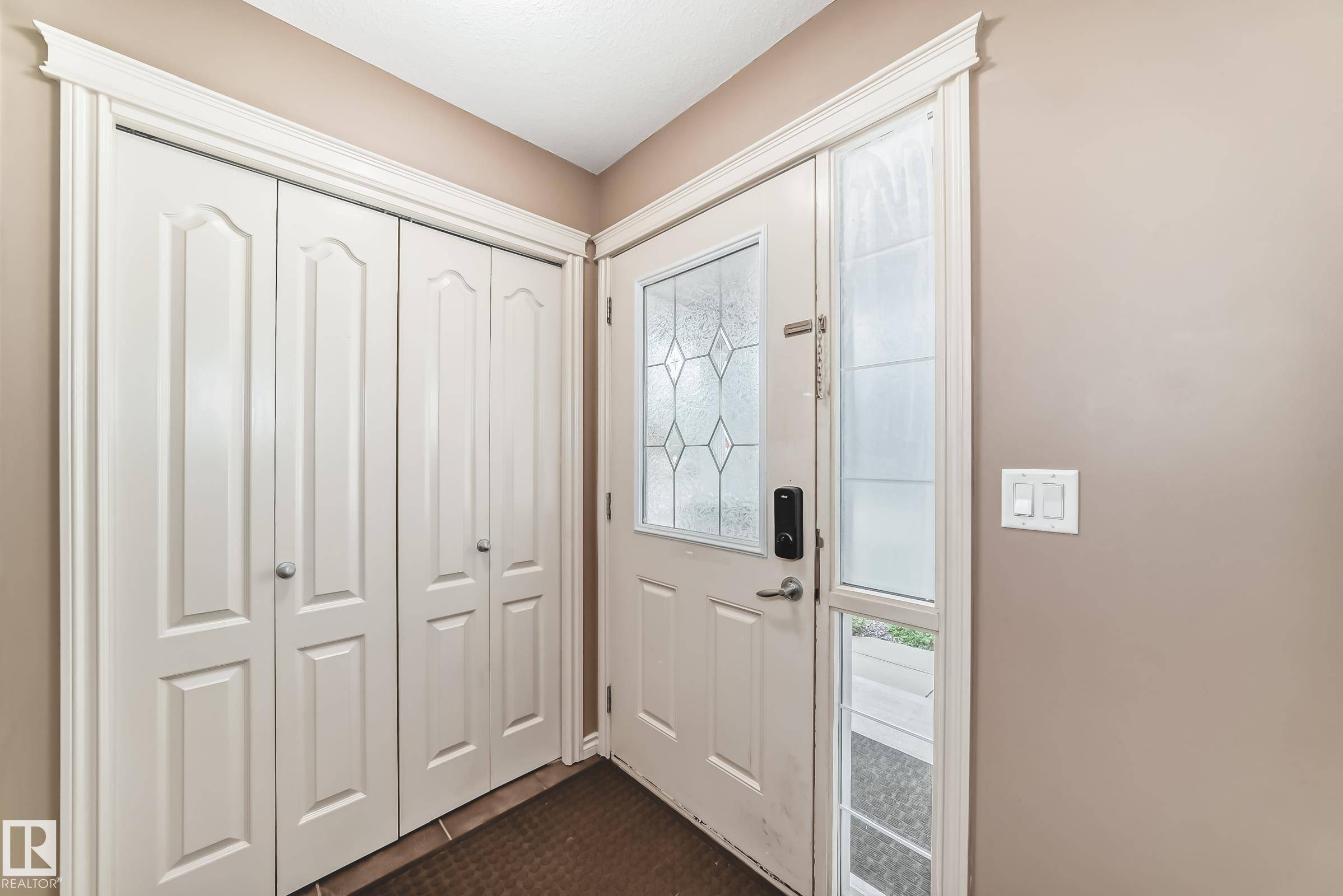 Edmonton, AB T6W 1R5,749 MCALLISTER LO SW