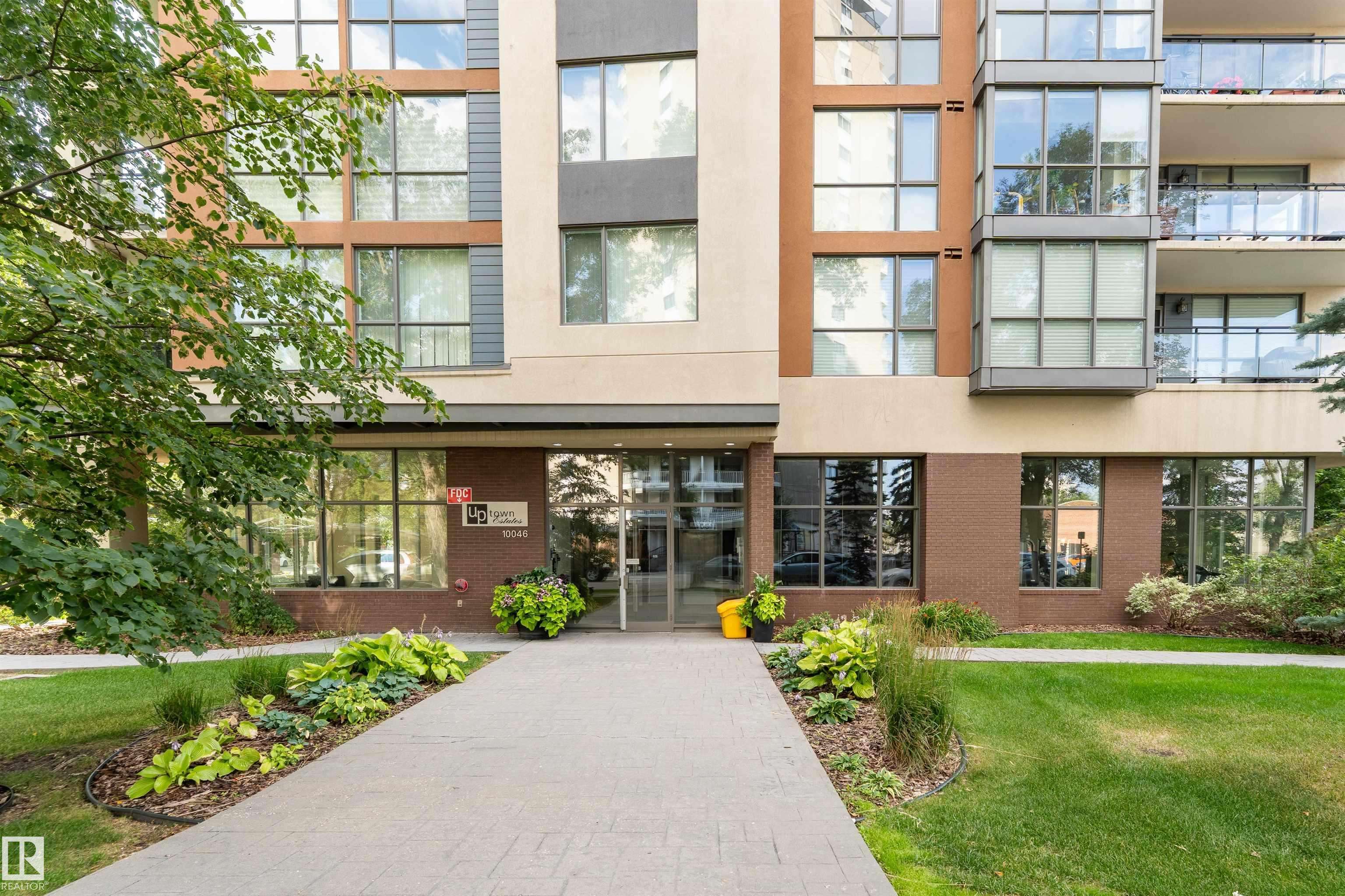 Edmonton, AB T5K 1X2,#1103 10046 117 ST NW