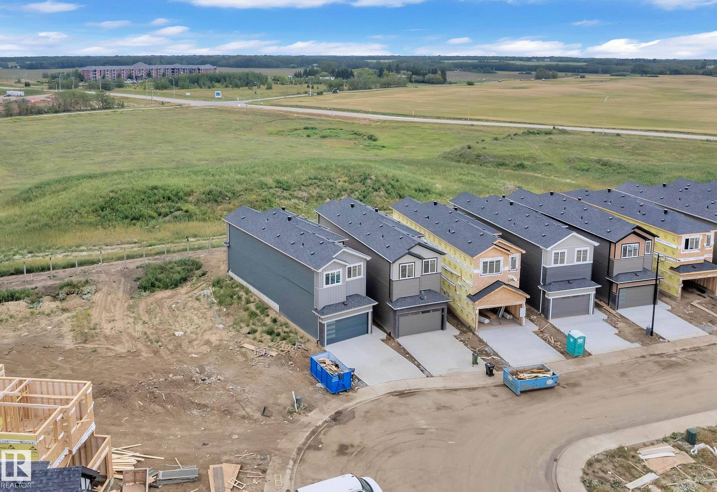 Edmonton, AB T5T 7X8,22811 80 AV NW