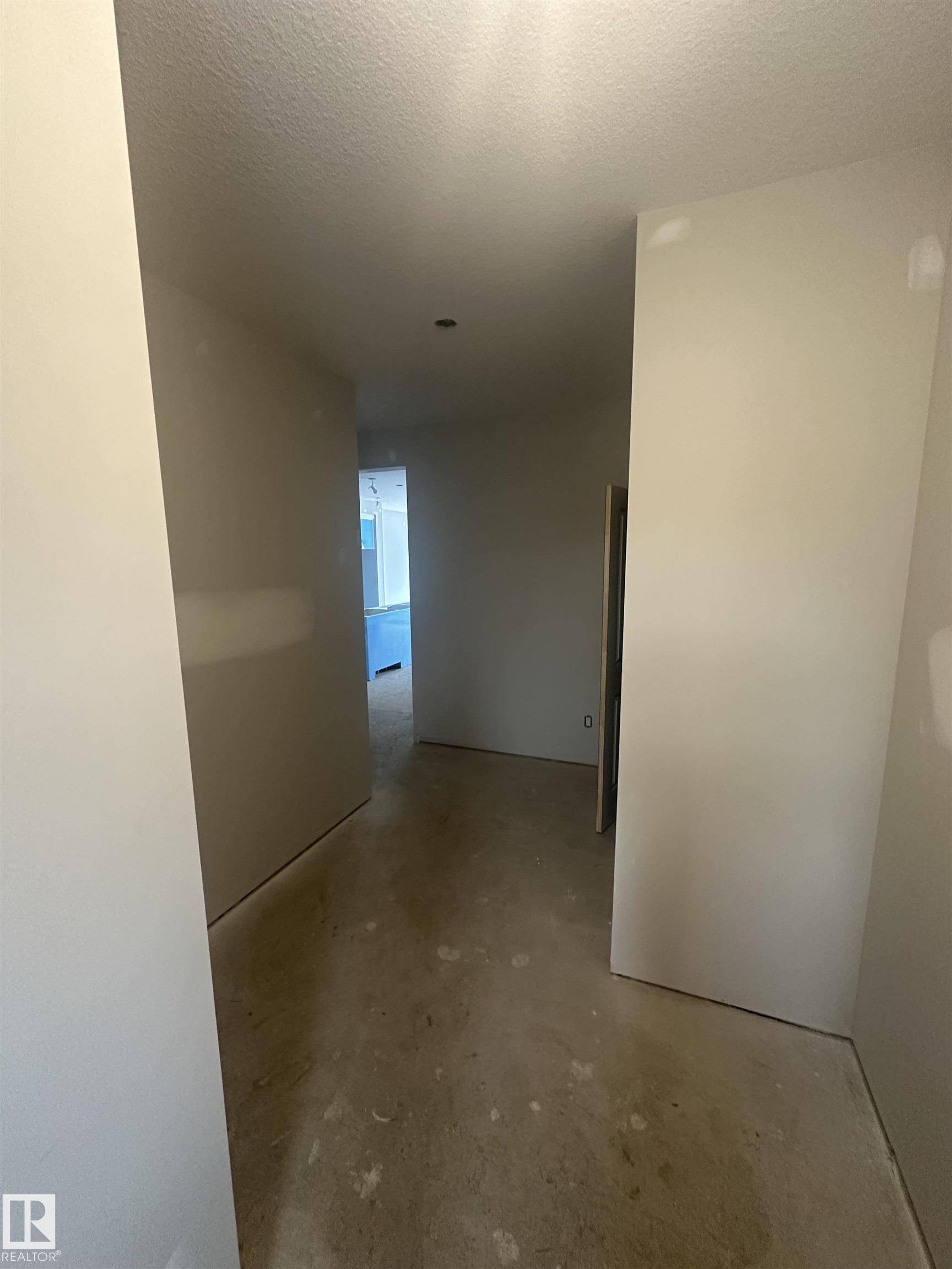 Edmonton, AB T0T 0T0,2268 4th AV SW SW