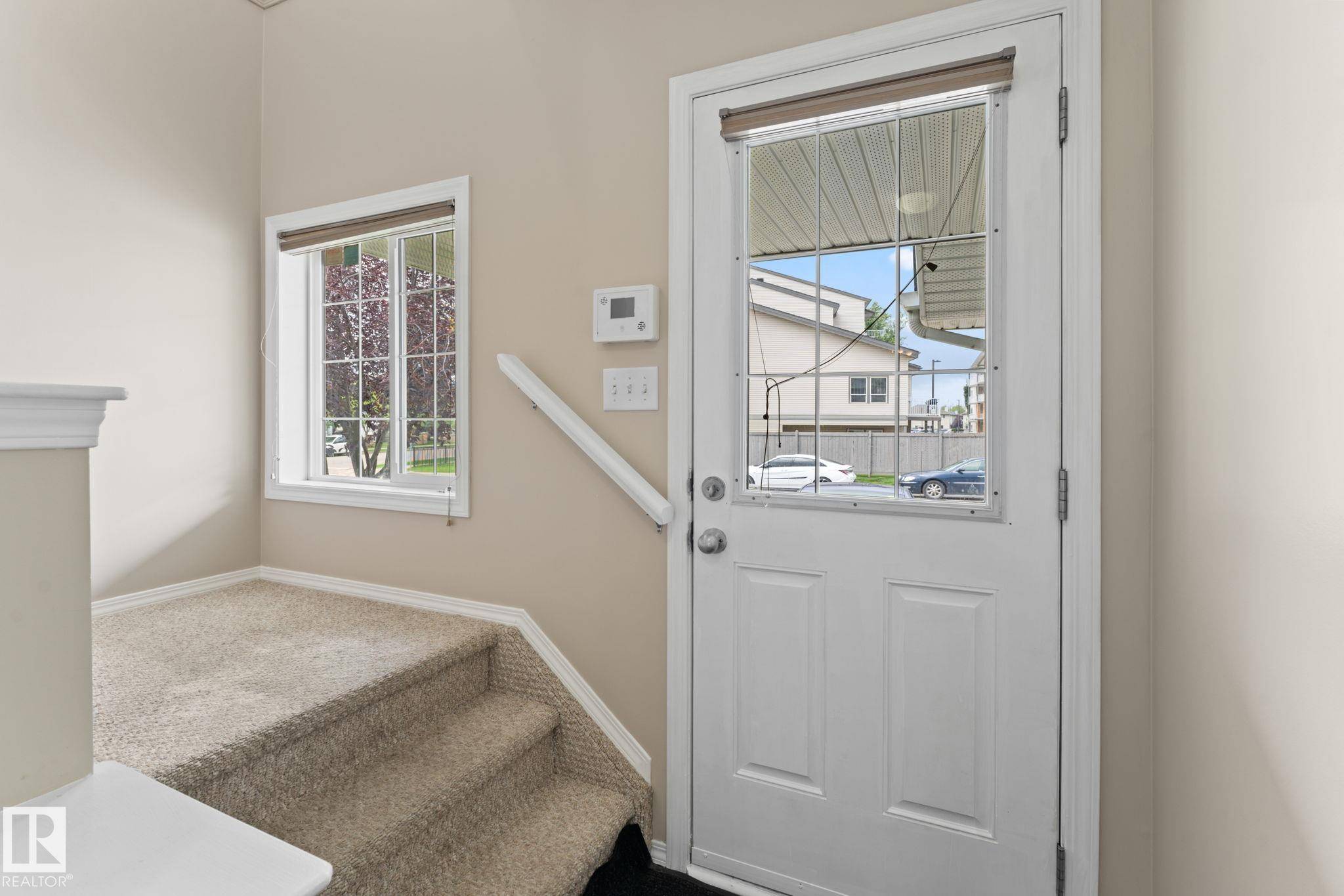 Edmonton, AB T6X 0A4,7831 8 AV SW