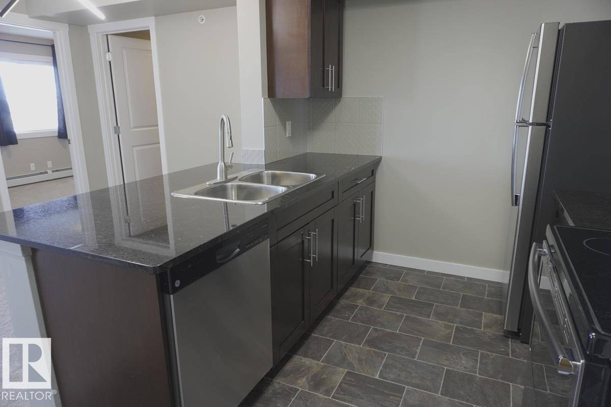 Edmonton, AB T6R 0W3,#409 5810 MULLEN PL NW