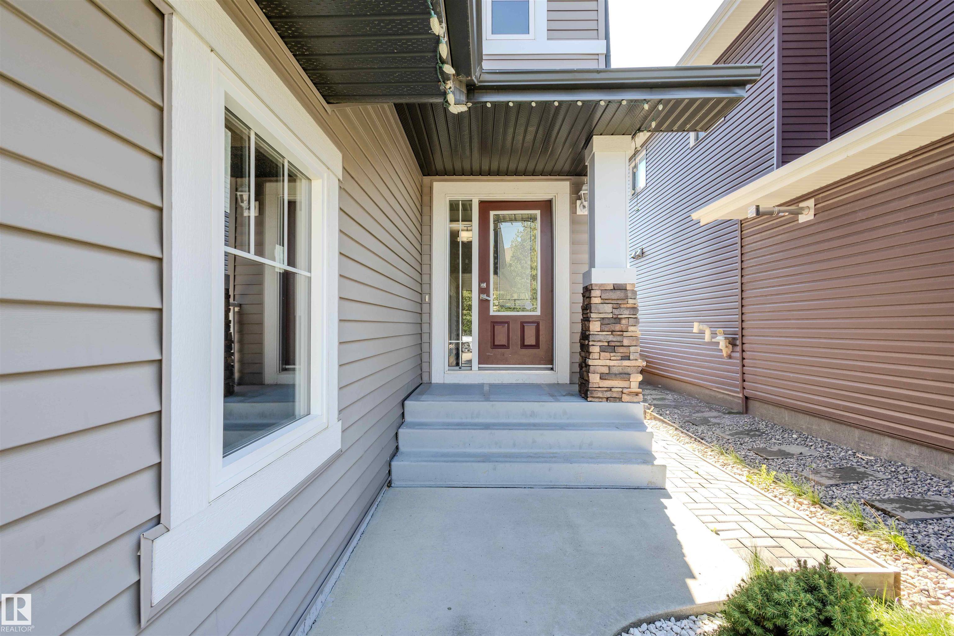 Edmonton, AB T6W 3E7,1627 158 STREET SW SW