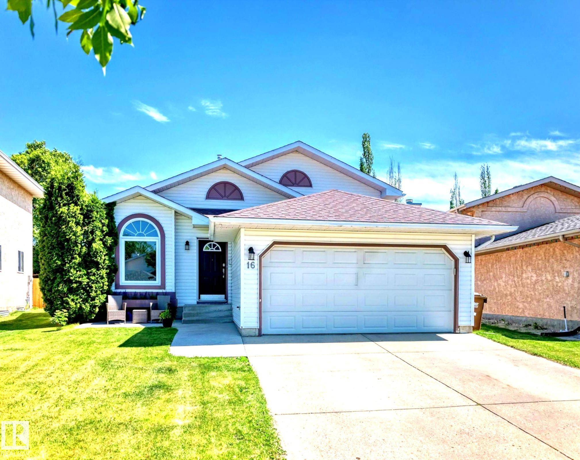 St. Albert, AB T8N 5X7,16 DESMARAIS CR