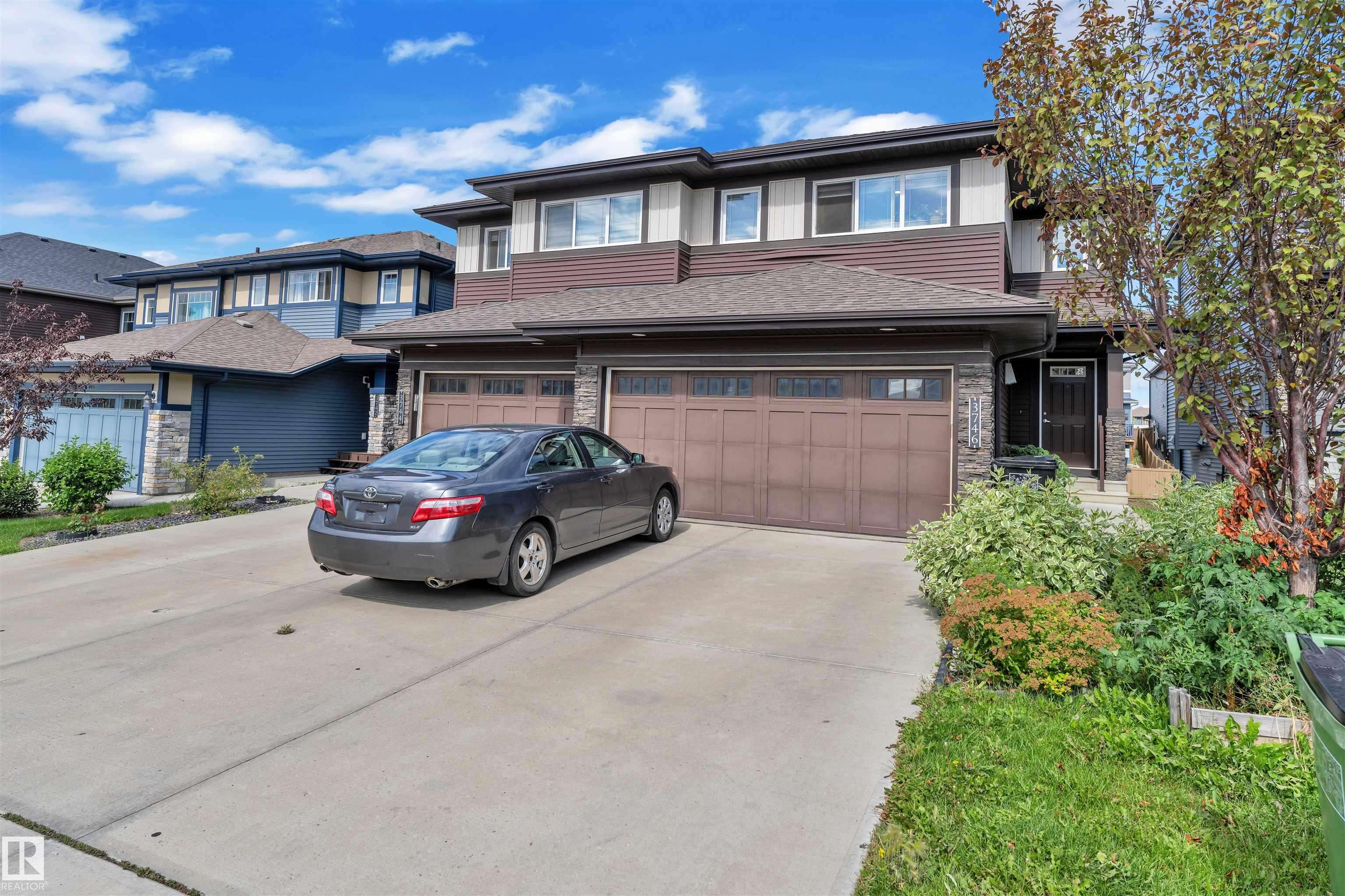 Edmonton, AB T6E 5A6,3746 WEIDLE CR SW