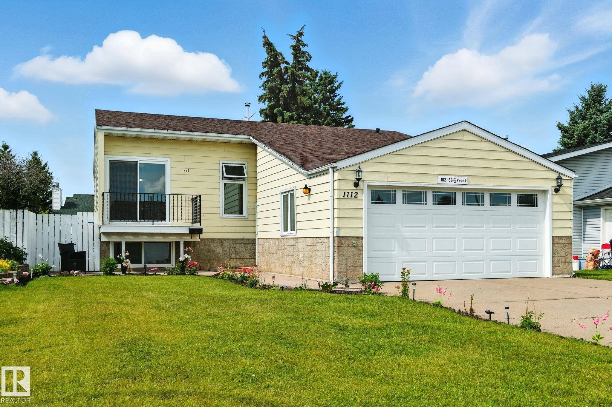 Edmonton, AB T6L 1Y3,1112 56 ST NW