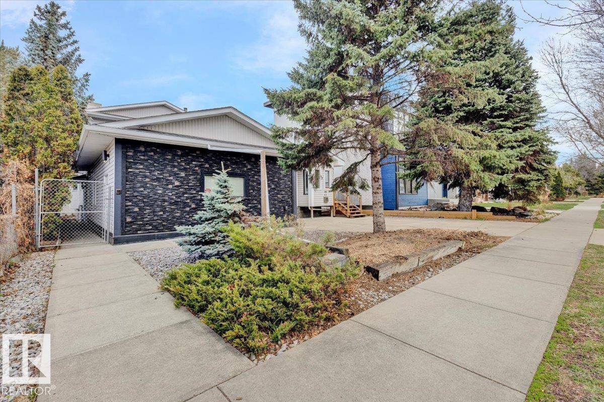 Edmonton, AB T6E 1H2,9324 75 AV NW