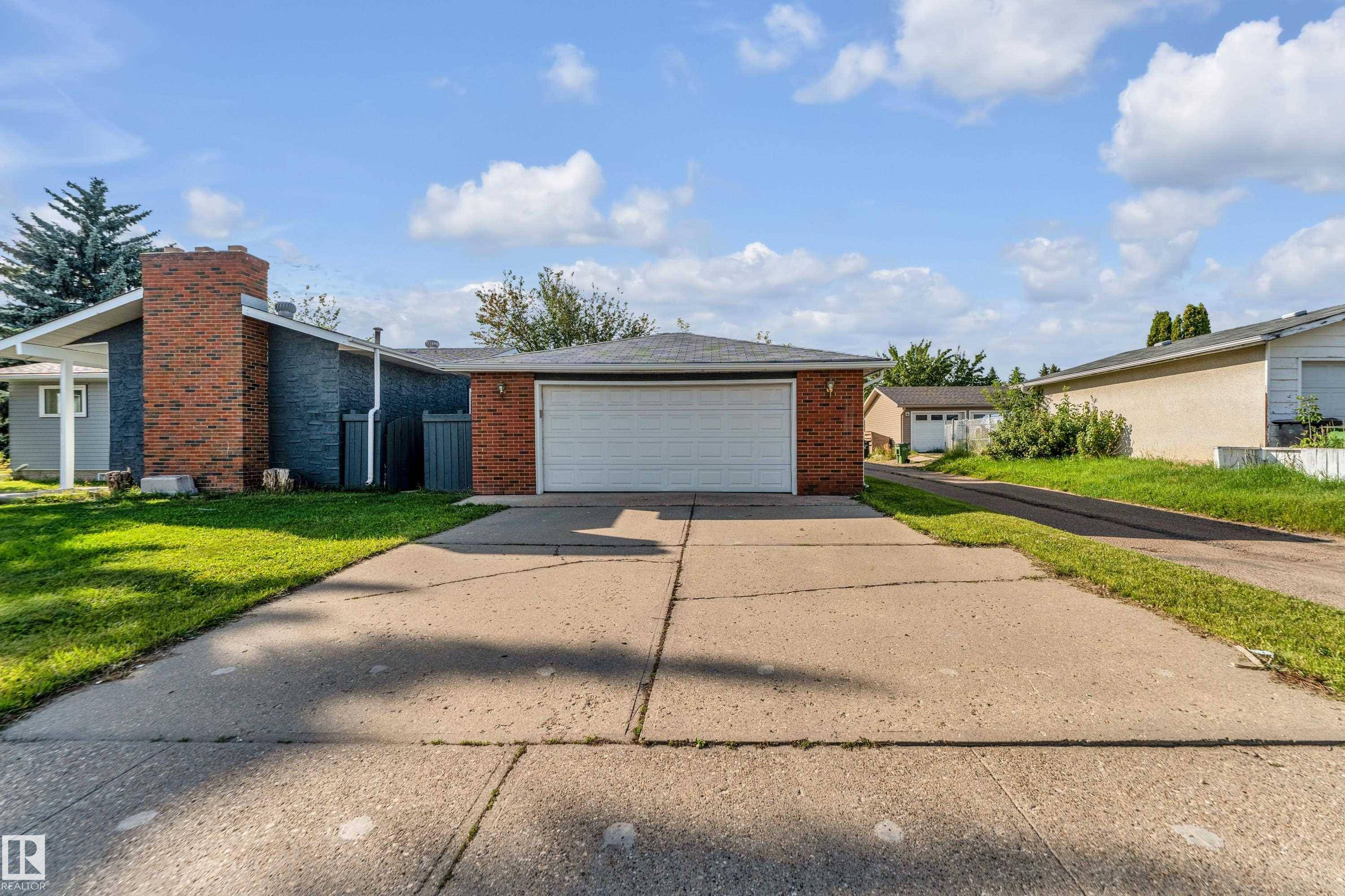 Edmonton, AB T6K 0H3,3508 84 ST NW