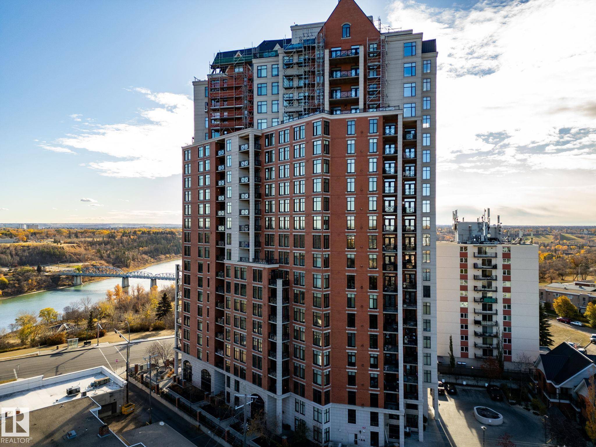 Edmonton, AB T5H 3S8,#1904 9020 JASPER AV NW