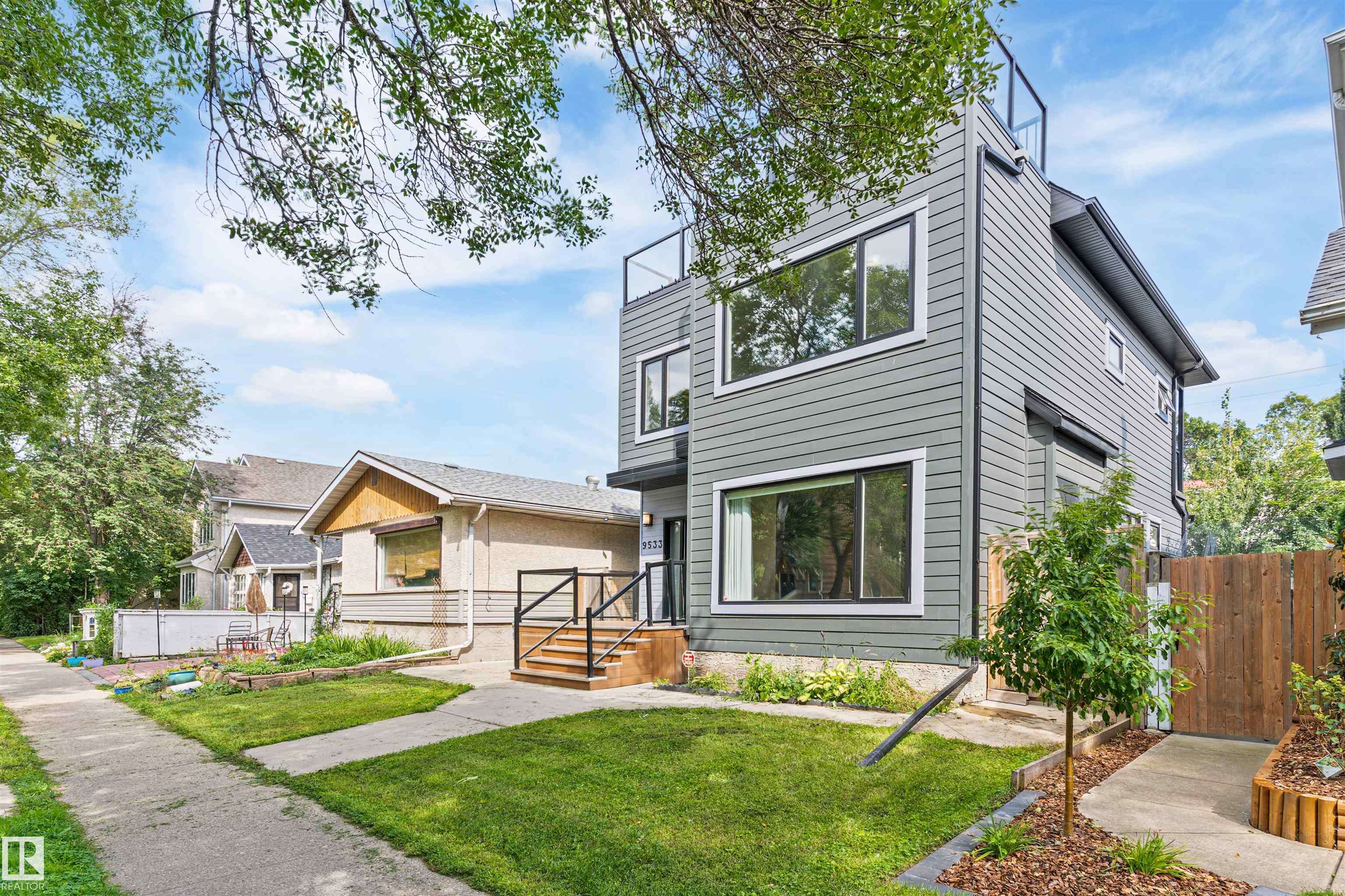 Edmonton, AB T5K 0W6,9533 101 Street NW