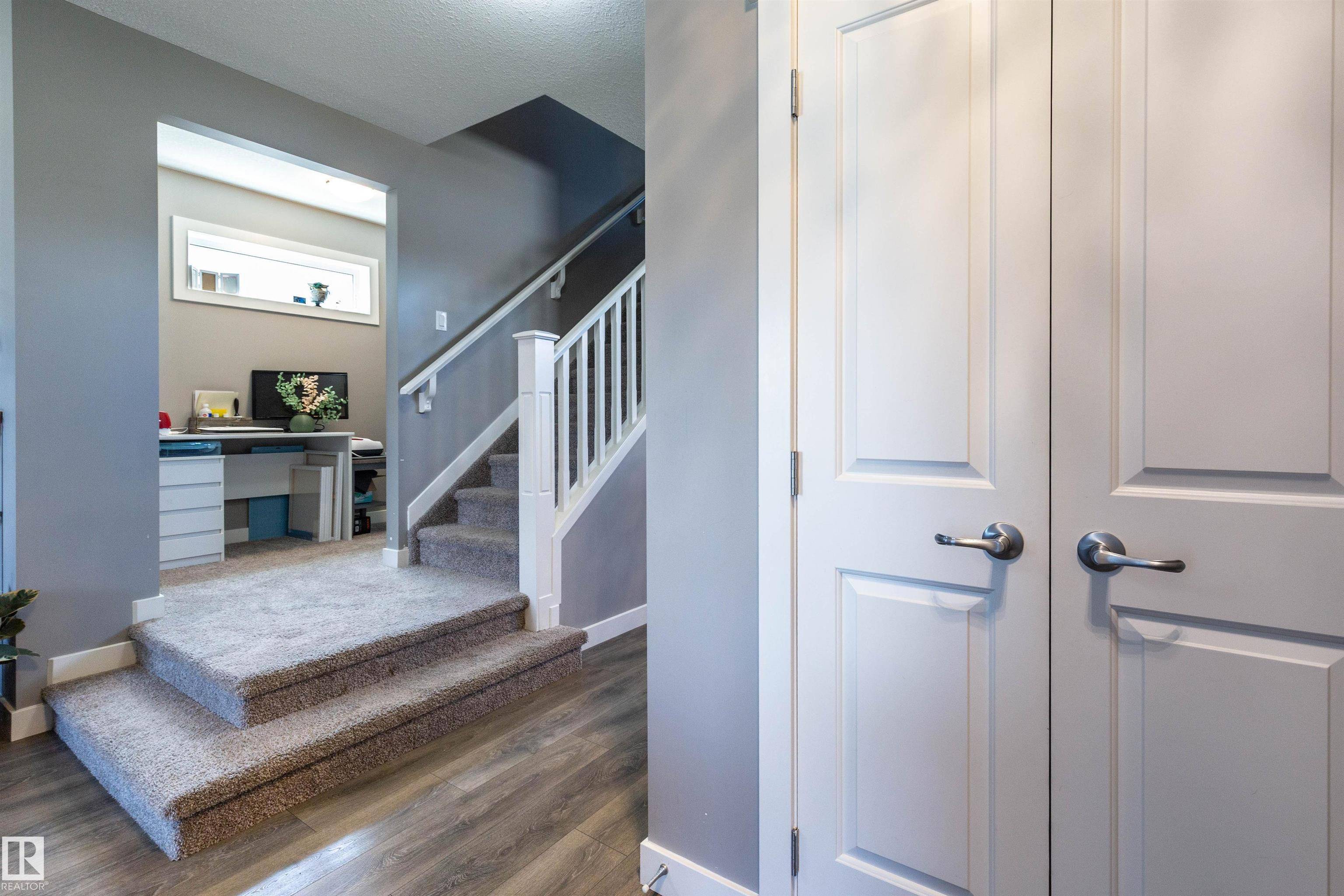 Edmonton, AB T5Y 0W8,17804 59 ST NW