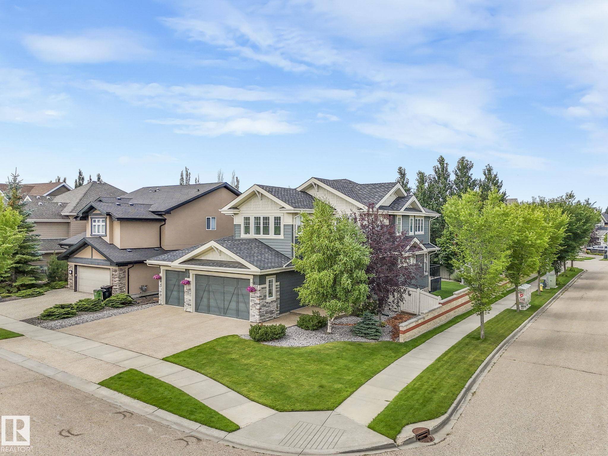 Edmonton, AB T6M 0L2,2554 CAMERON RAVINE LD NW