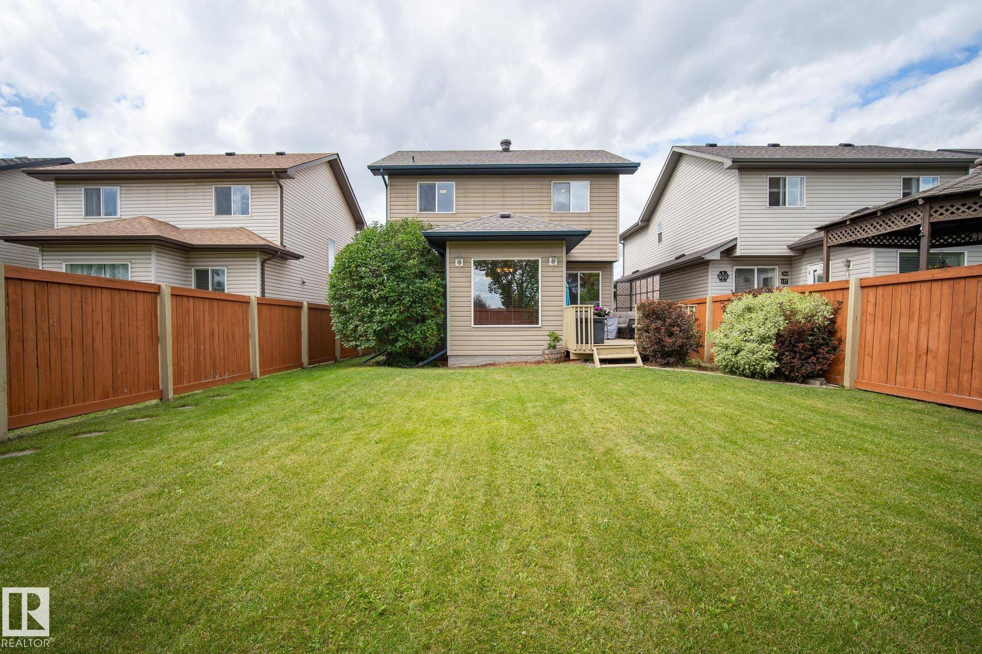 Edmonton, AB T5Y 3G7,3725 137A AV NW