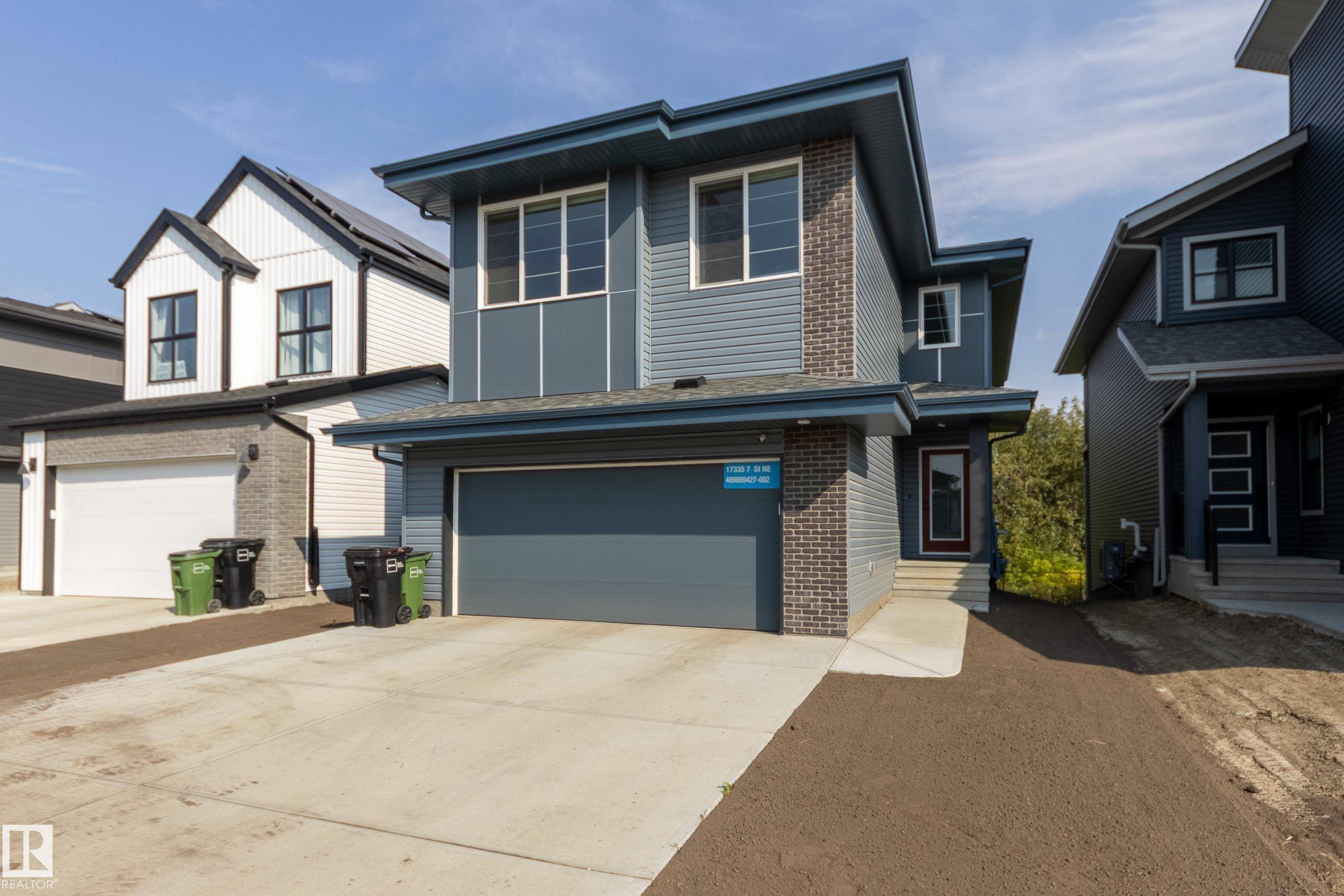 Edmonton, AB T5Y 4E7,17335 7 ST NE