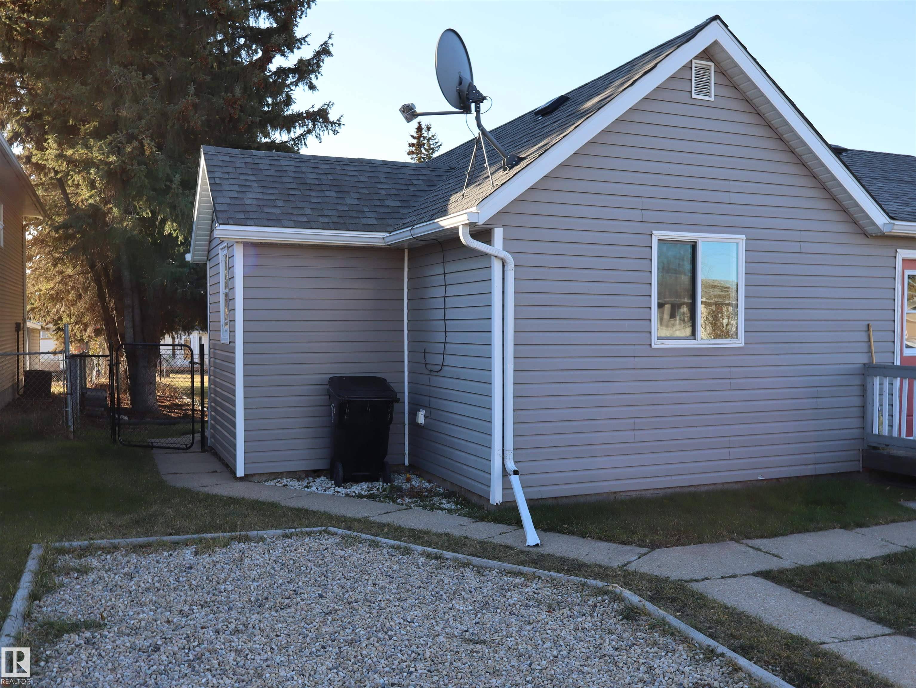 Barrhead, AB T7N 1J8,4407 54 AV