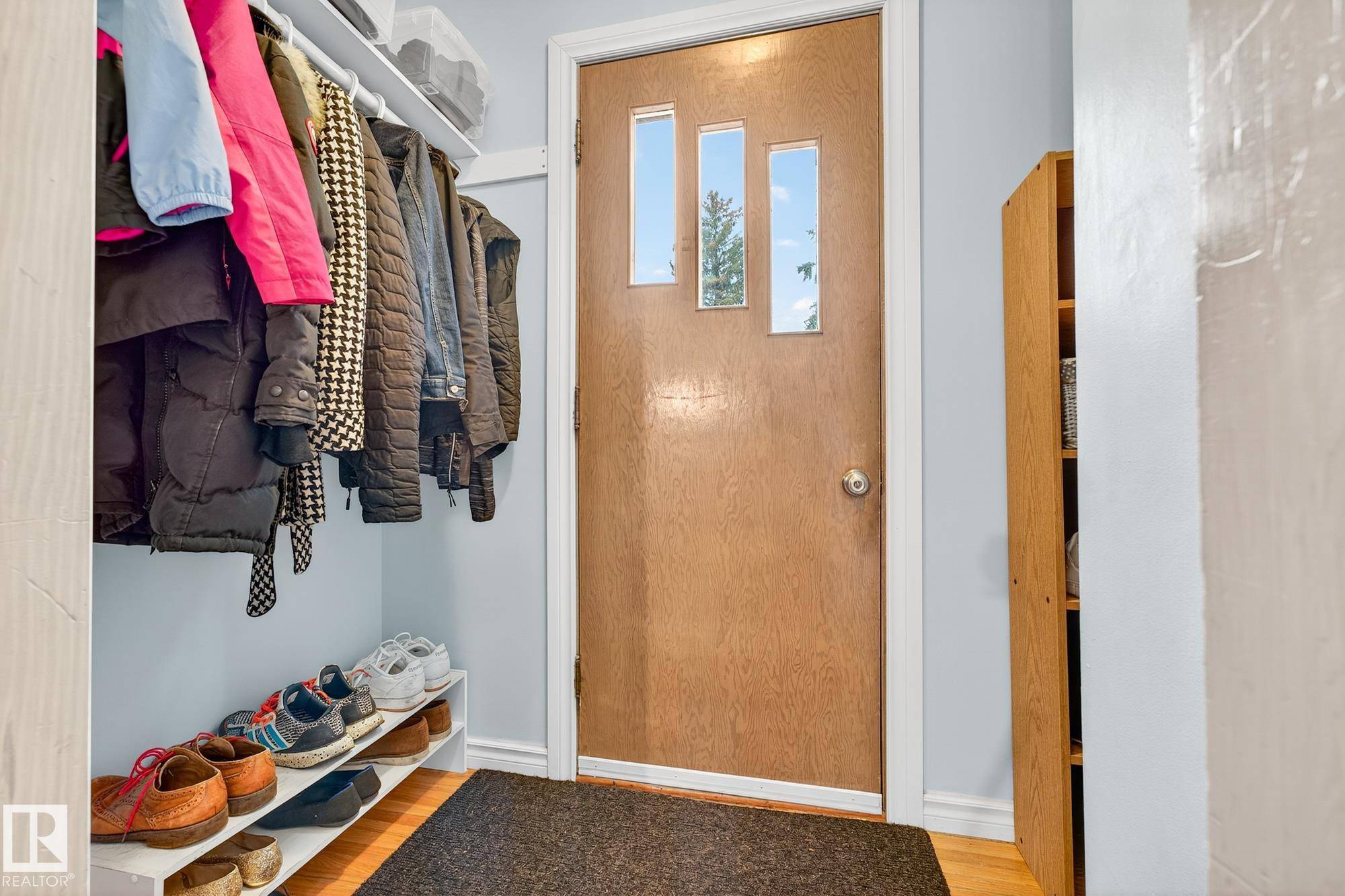 Edmonton, AB T5M 1R3,10965 139 ST NW