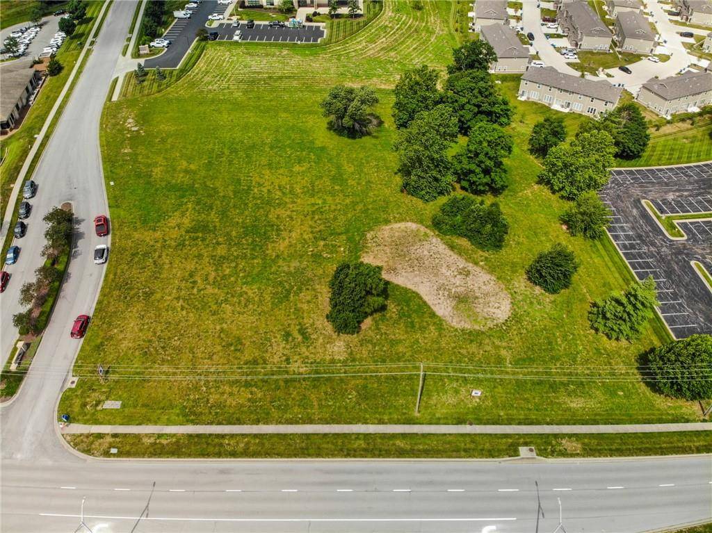 Lee's Summit, MO 64064,3620 NE Ralph Powell RD