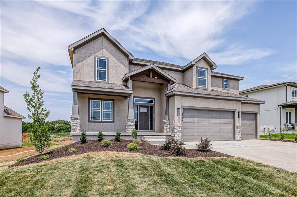 Olathe, KS 66062,15436 W 172nd PL