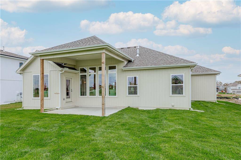 Olathe, KS 66062,15499 W 172nd CT