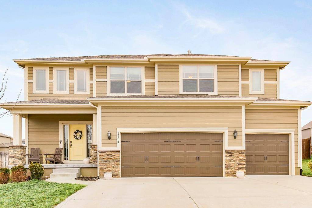 Raymore, MO 64083,1304 Cooper DR