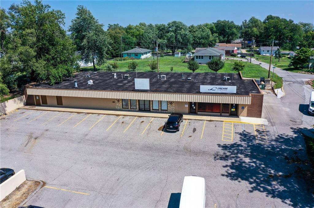 St Joseph, MO 64506,435-441 S Belt HWY