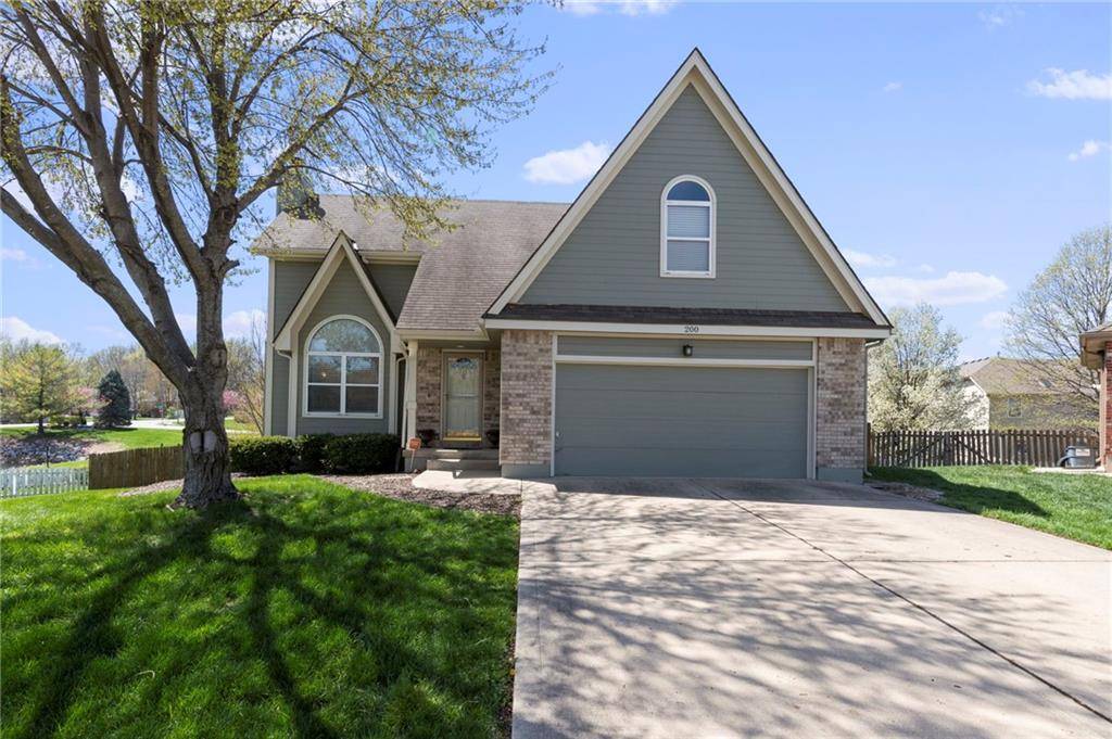 Blue Springs, MO 64014,200 NE Bridgeport CT