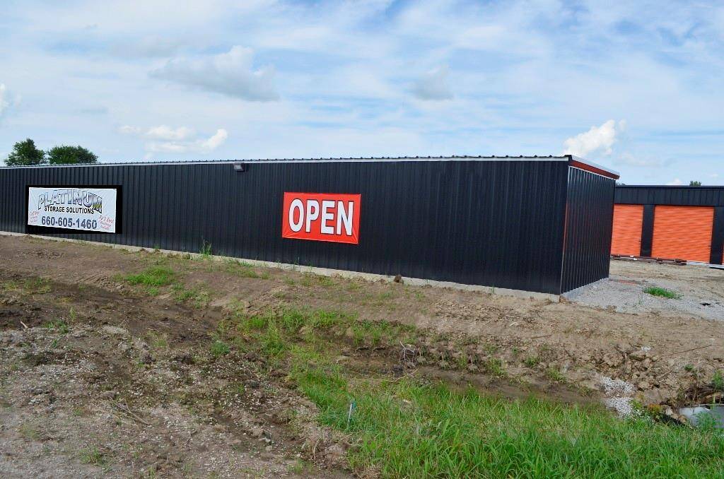 Trimble, MO 64492,801 N 169 HWY