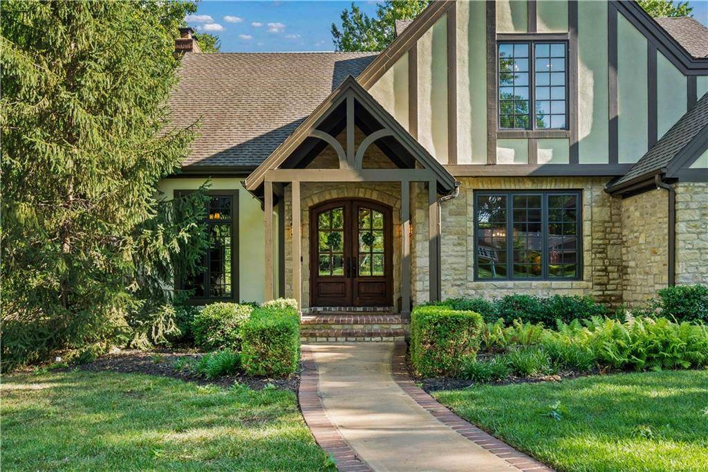 Prairie Village, KS 66208,5401 W 68 ST