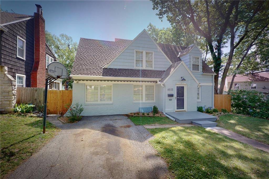 Kansas City, MO 64131,6533 CHARLOTTE ST