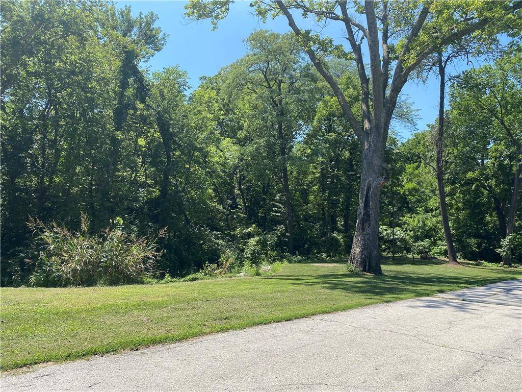 Independence, MO 64055,712 W 23rd ST