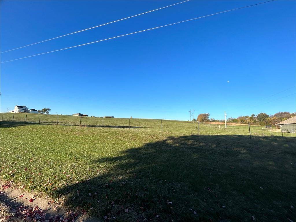 Oak Grove, MO 64075,1700 Manasseh ST