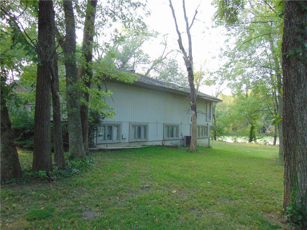 Lee's Summit, MO 64086,1400 Colbern RD