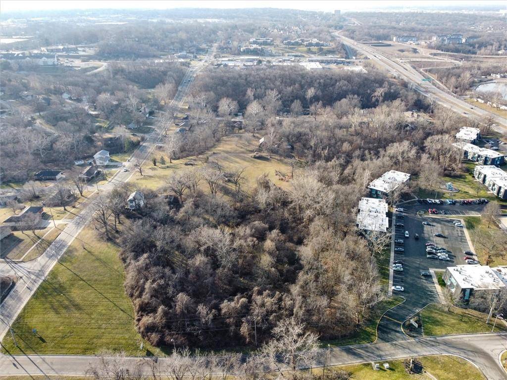 Gladstone, MO 64118,5900 N Broadway ST